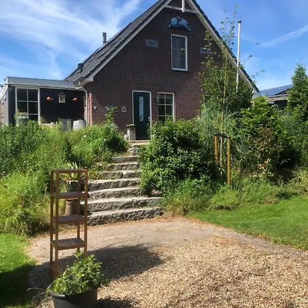 Hoeve Cornelia *