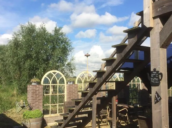 Alojamento de Acomodação e Pequeno-almoço Hoeve Cornelia *